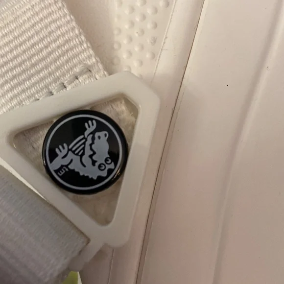 ❗️SOLD❗️Crocs Classic Hiker Clog White Sandals Size 9 - Picture 11 of 11